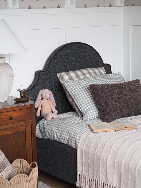 Łóżko tapicerowane Emma