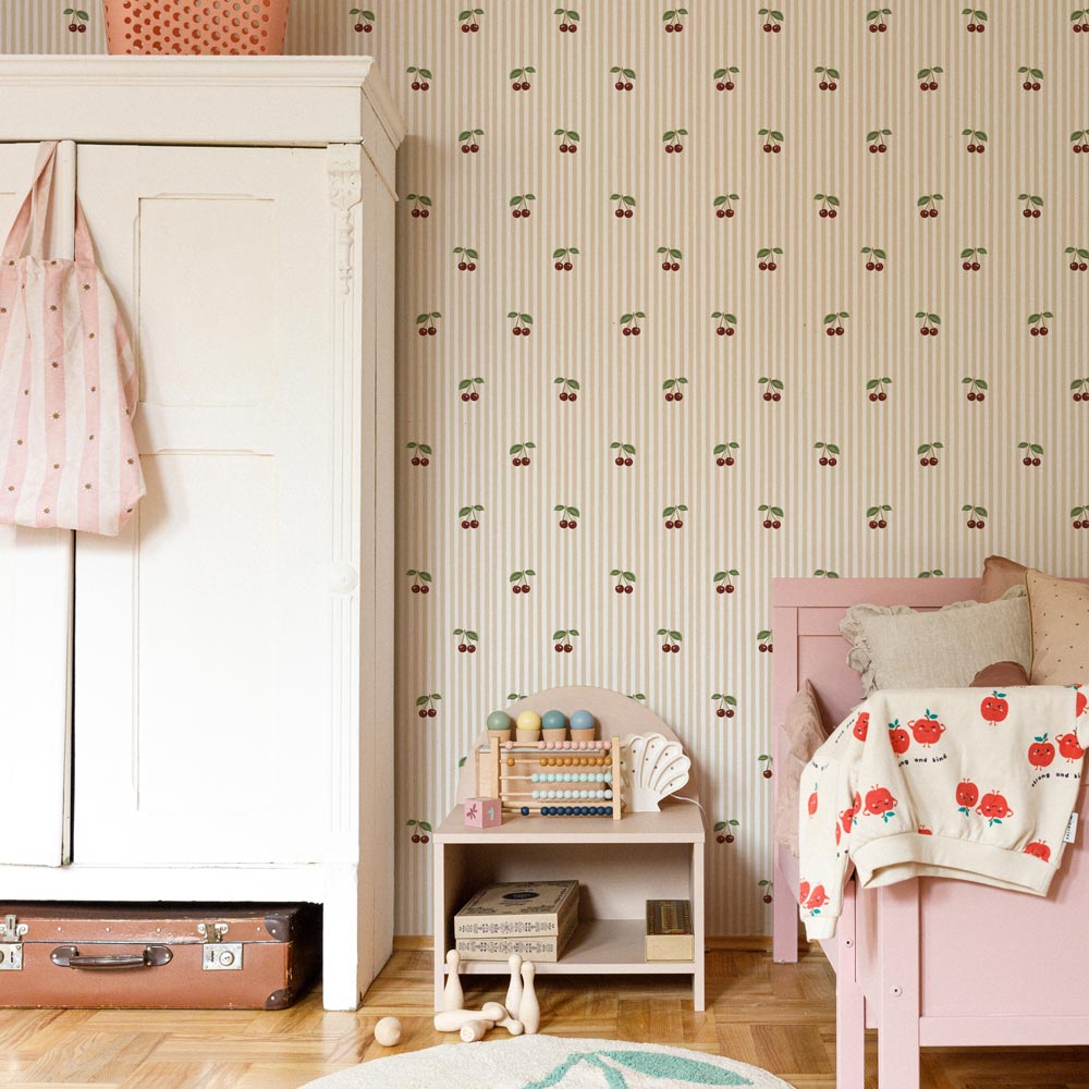 Tapeta wisienki Little Cherries on Pink Stripes