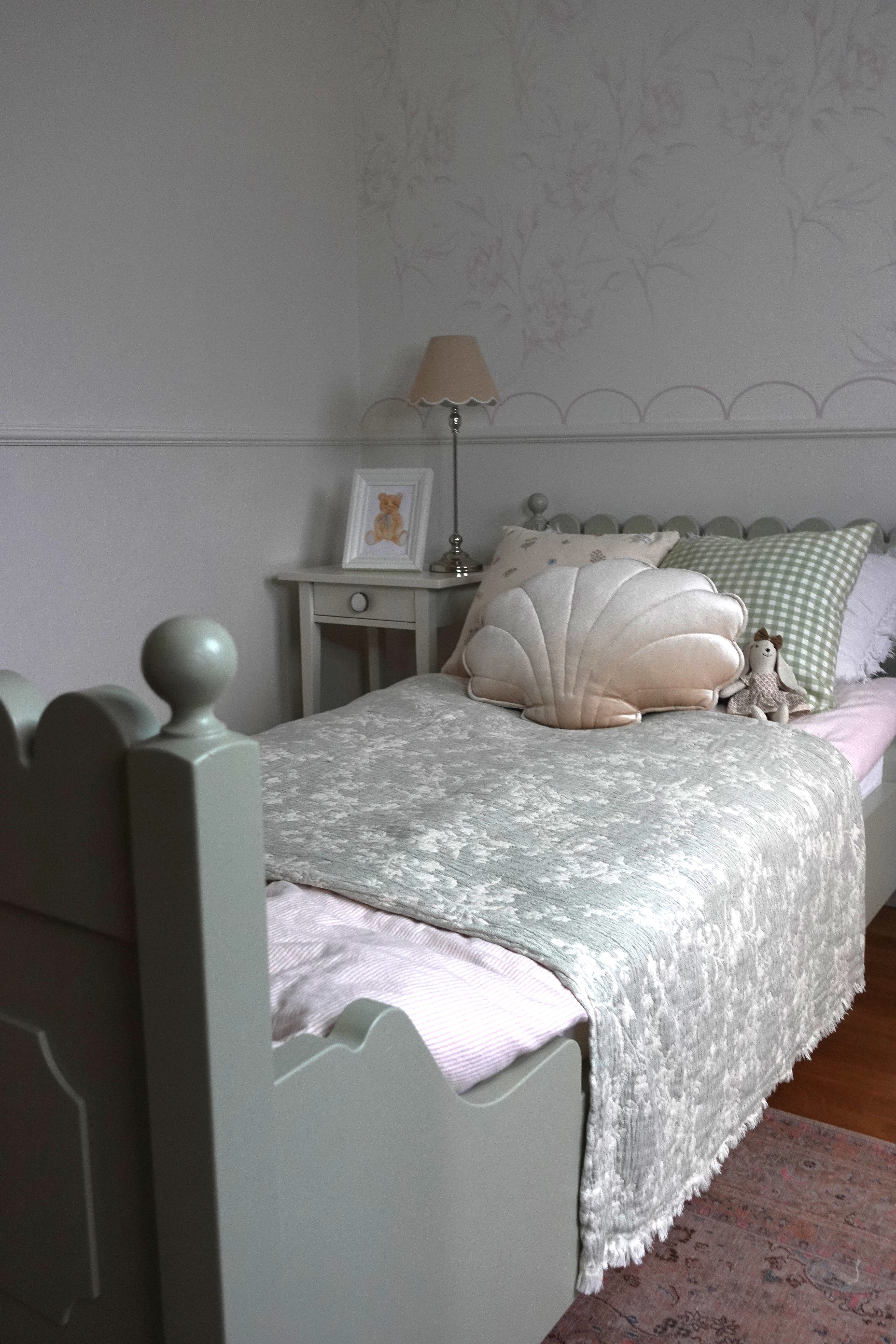 Łóżko dziecięce dębowe Vintage Rosie