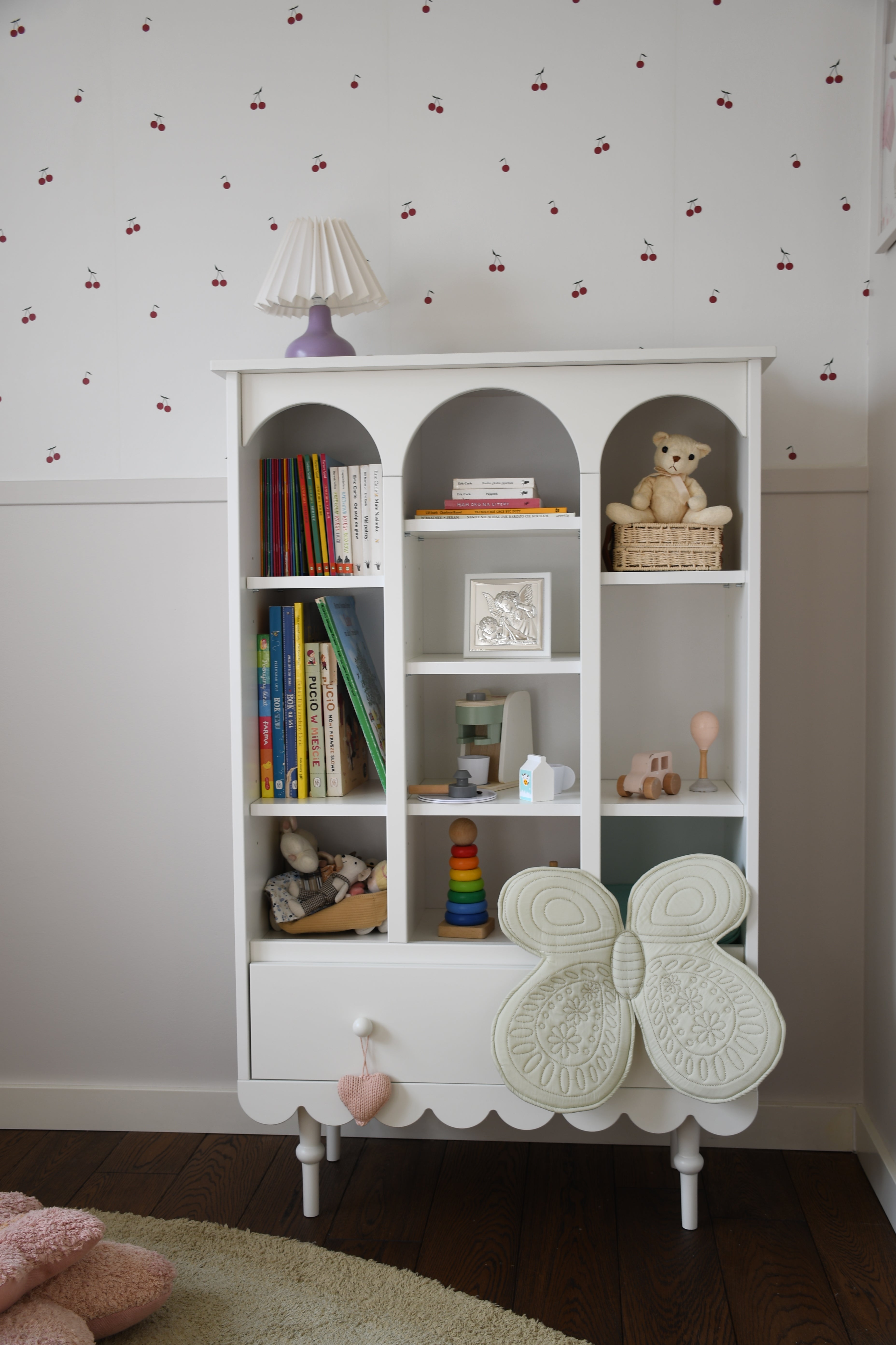 Tapeta małe wisienki