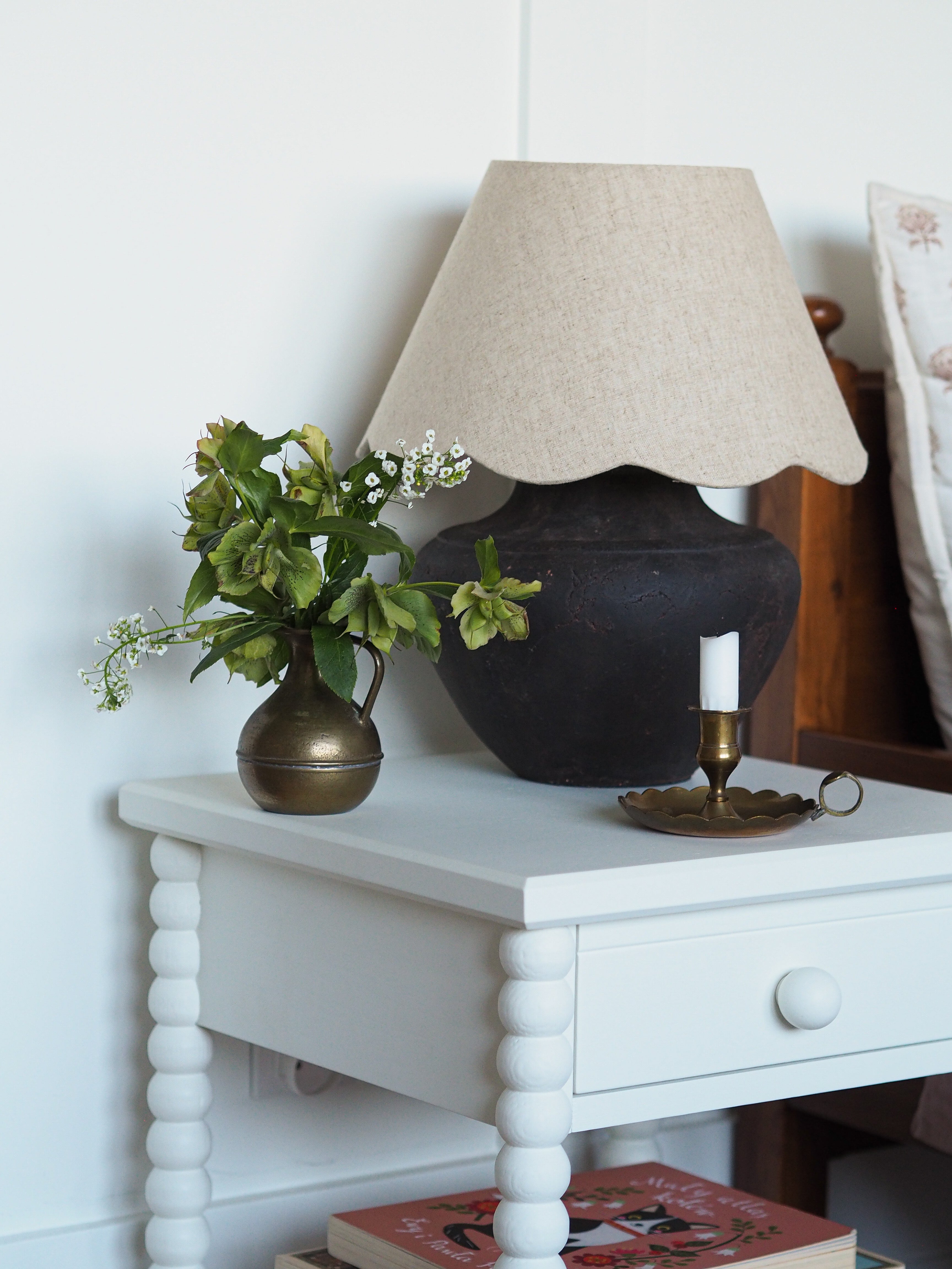 Stolik nocny Bobbin z szufladą