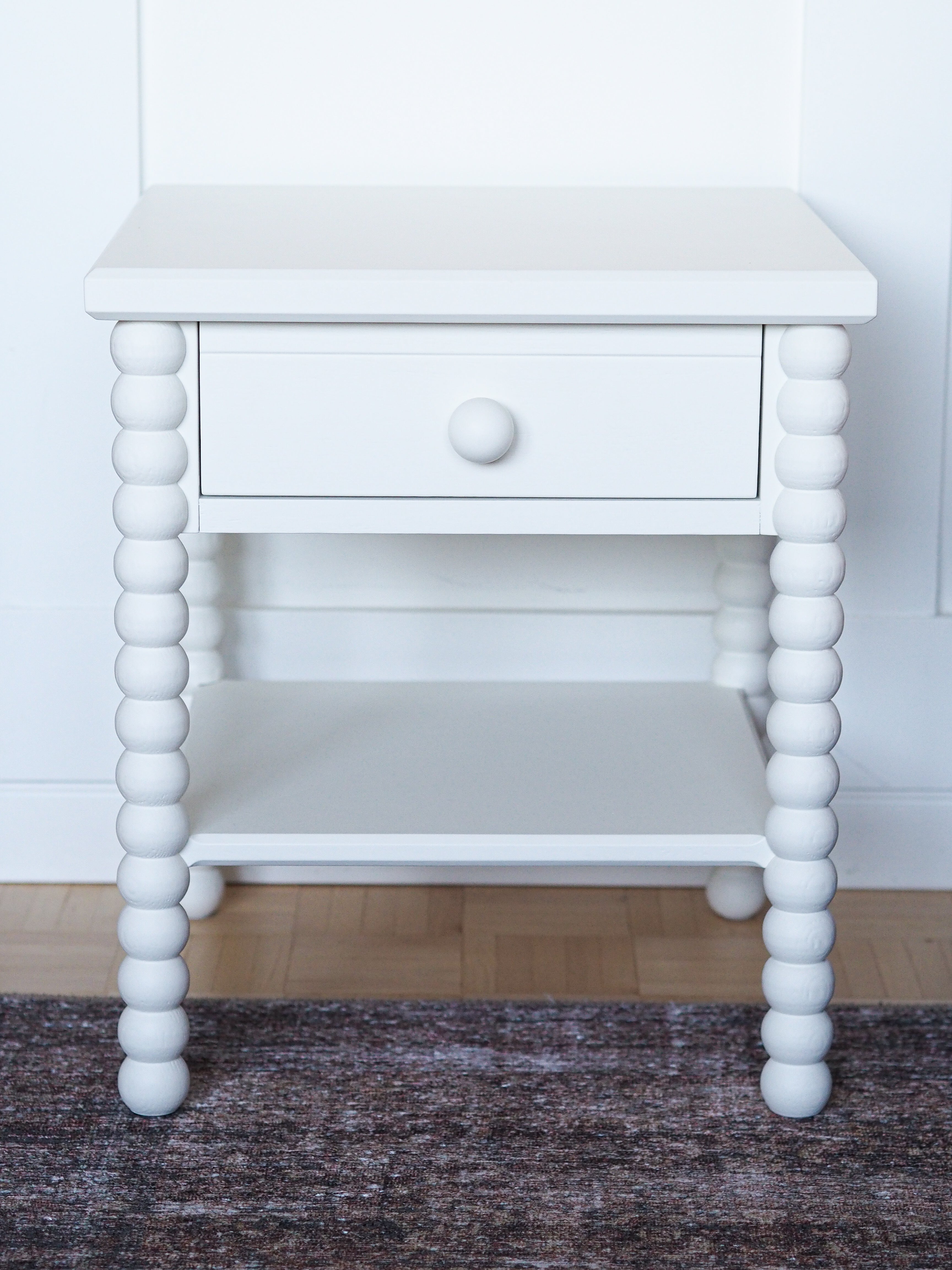 Stolik nocny Bobbin z szufladą