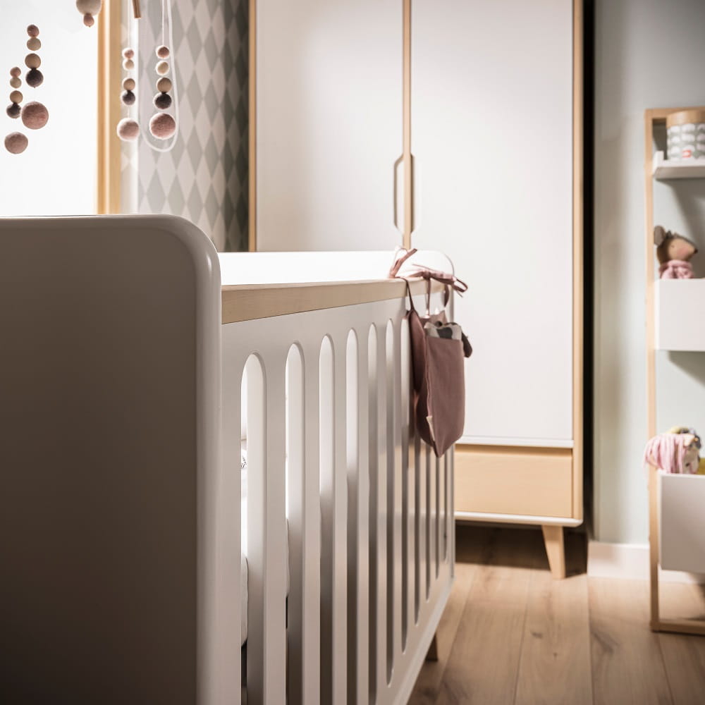 Łóżeczko niemowlęce w stylu retro, Loopi