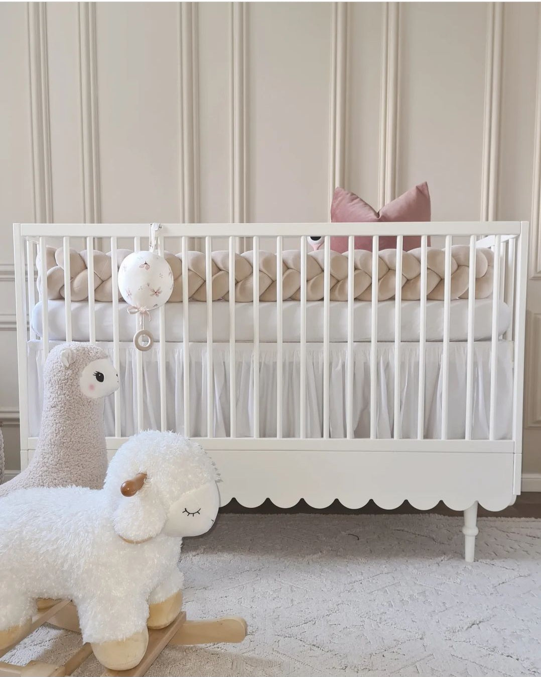 Łóżeczko niemowlęce z funkcją tapczanika 140 x 70 cm Babushka