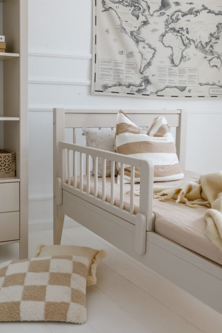 Łóżko 90x200 cm z pojemnikiem Carmela