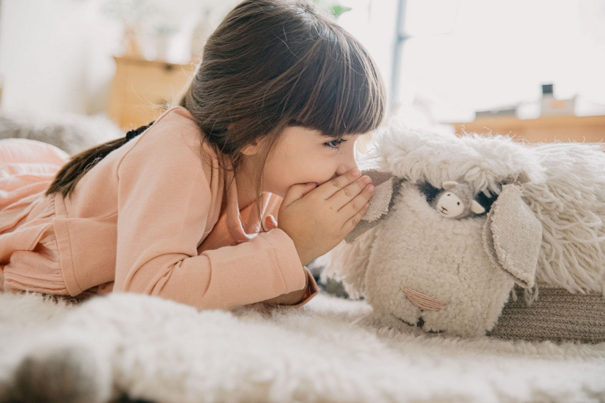 Kosz na zabawki w kształcie owieczki Pink Nose Sheep