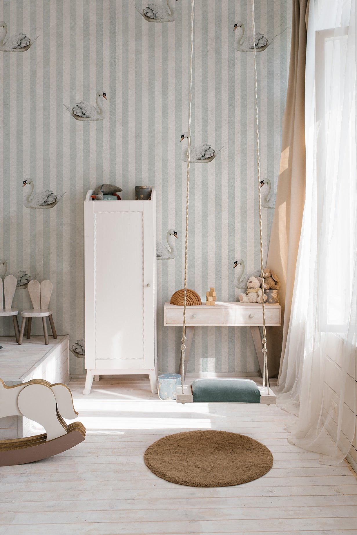 Tapeta łabędzie na paskach