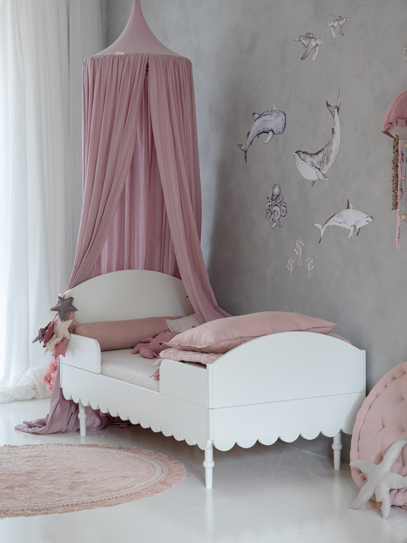 Łóżeczko niemowlęce z funkcją tapczanika 140 x 70 cm Babushka