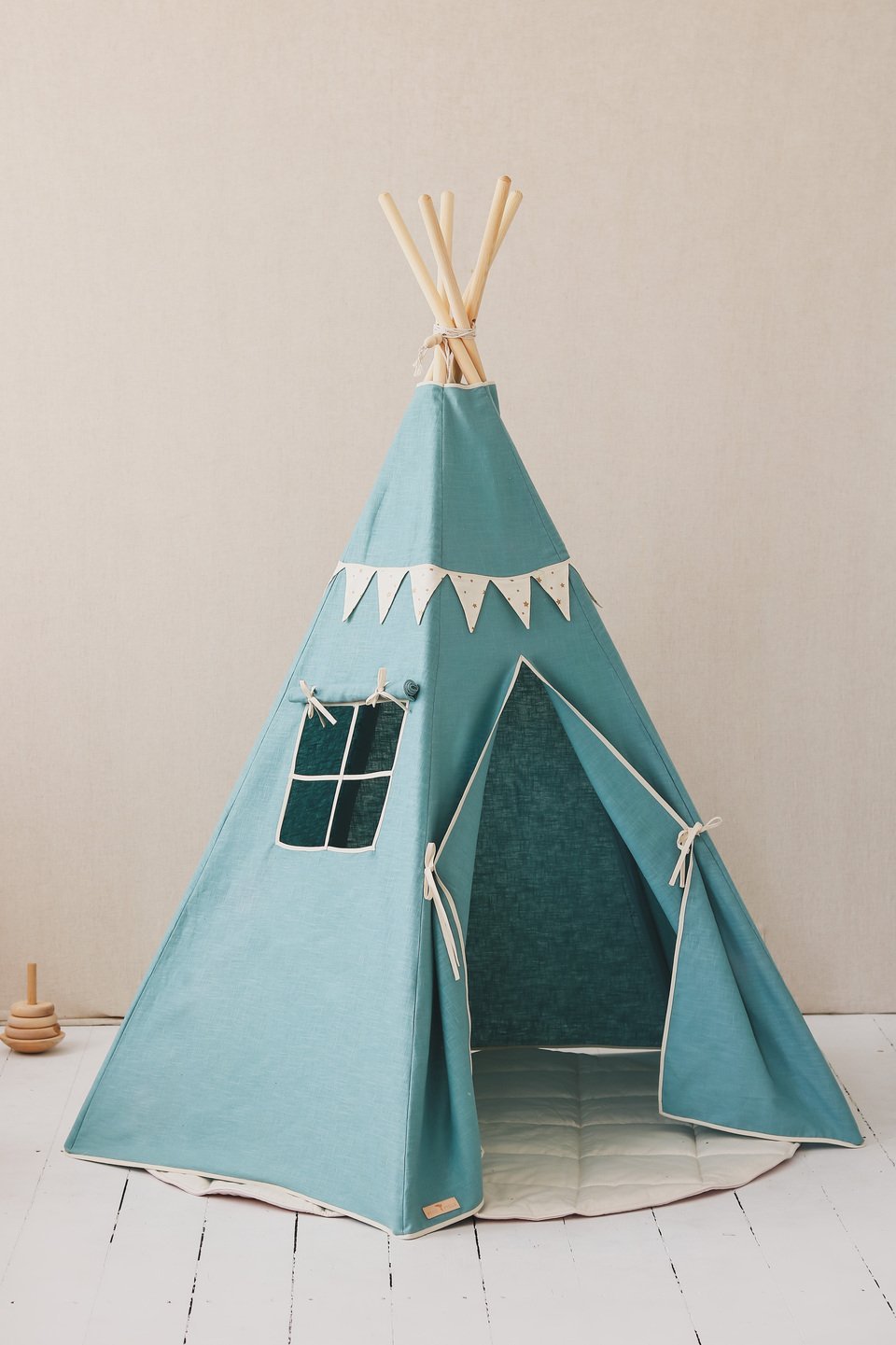 Namiot tipi "Gold star" z girlandą