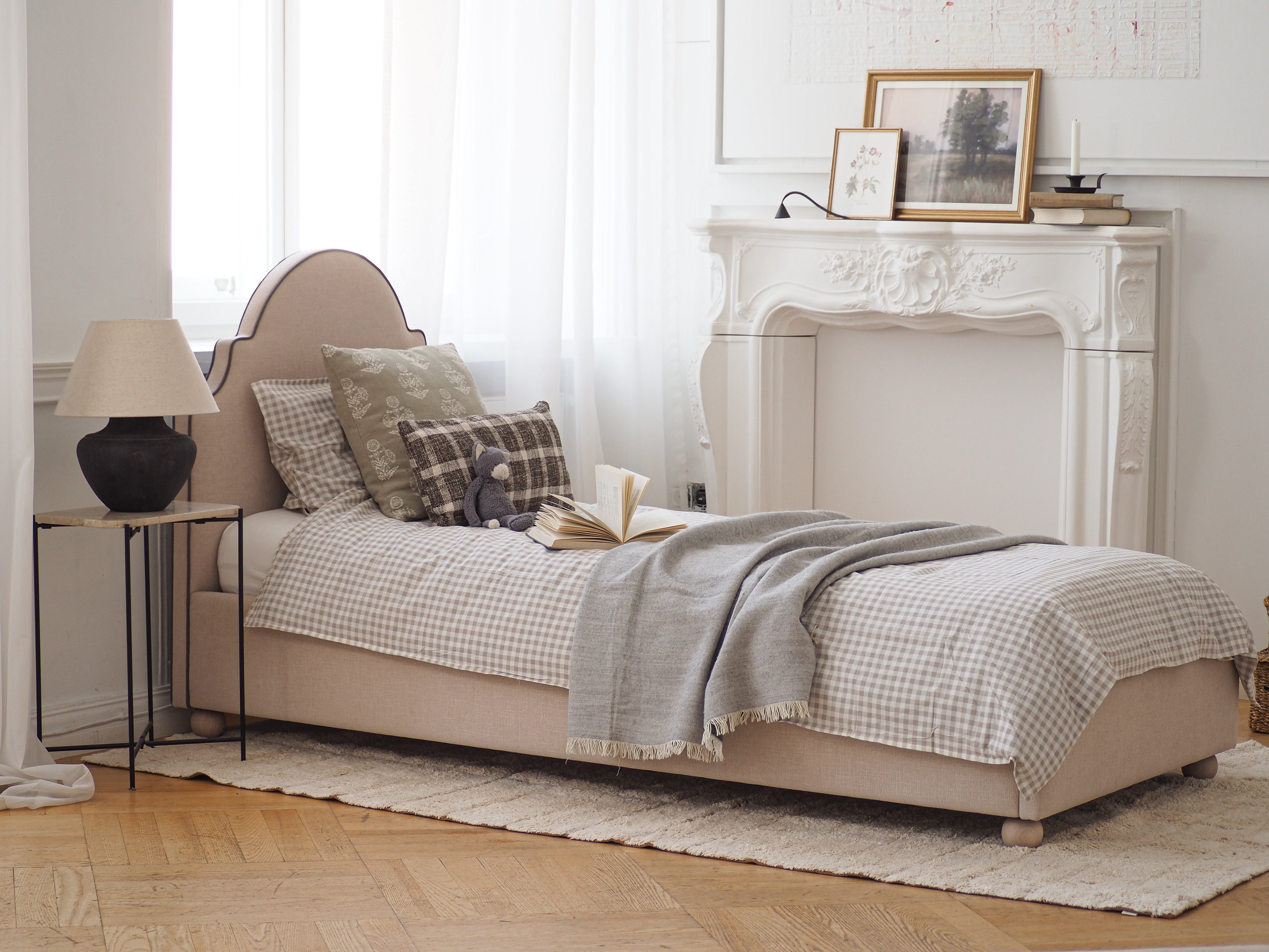 Łóżko tapicerowane Emma