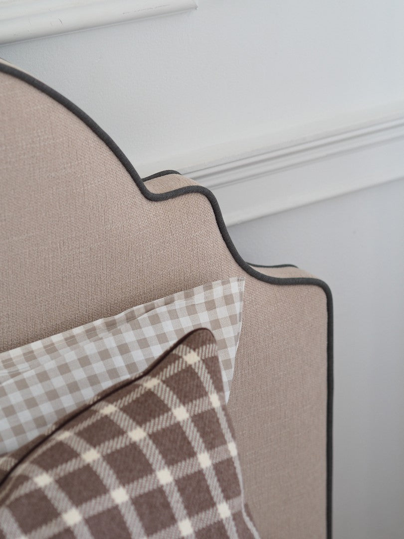 Łóżko tapicerowane Emma