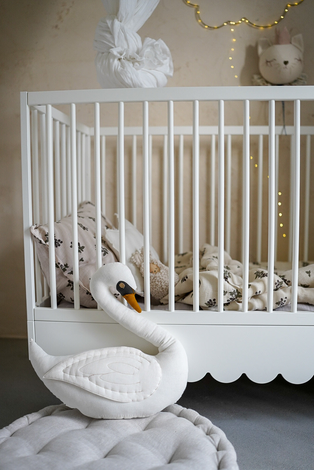 Łóżeczko niemowlęce z funkcją tapczanika 140 x 70 cm Babushka