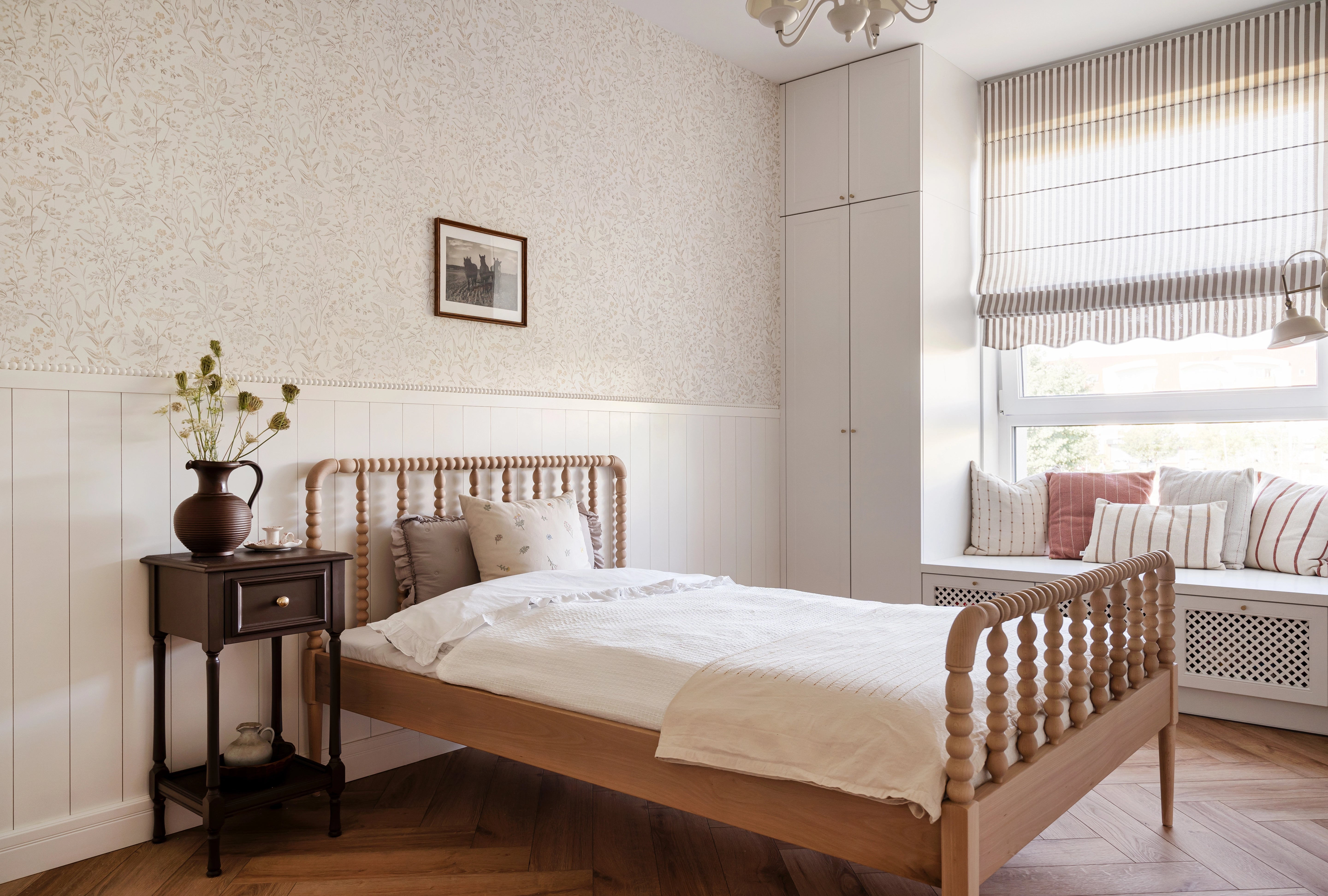 Dębowe łóżko szpulowe Charlotte