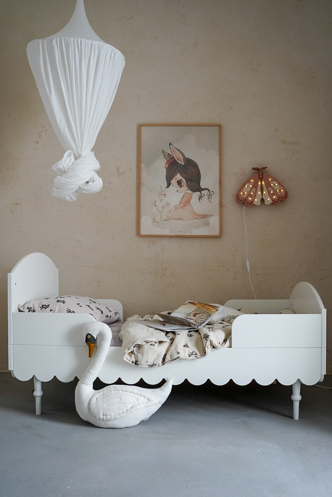 Łóżeczko niemowlęce z funkcją tapczanika 140 x 70 cm Babushka