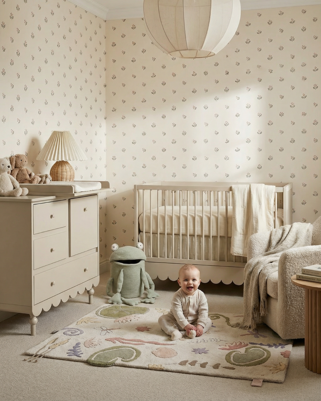 Łóżeczko niemowlęce — jak wybrać idealne? Przegląd najlepszych modeli 2025