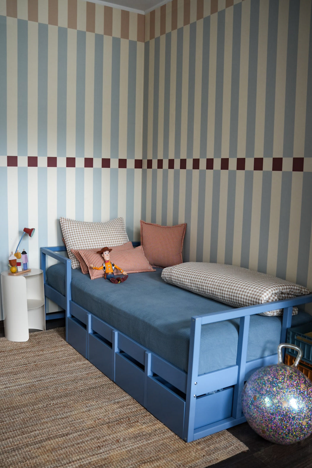 Tapeta Stripes Nostalgia Beige Blue