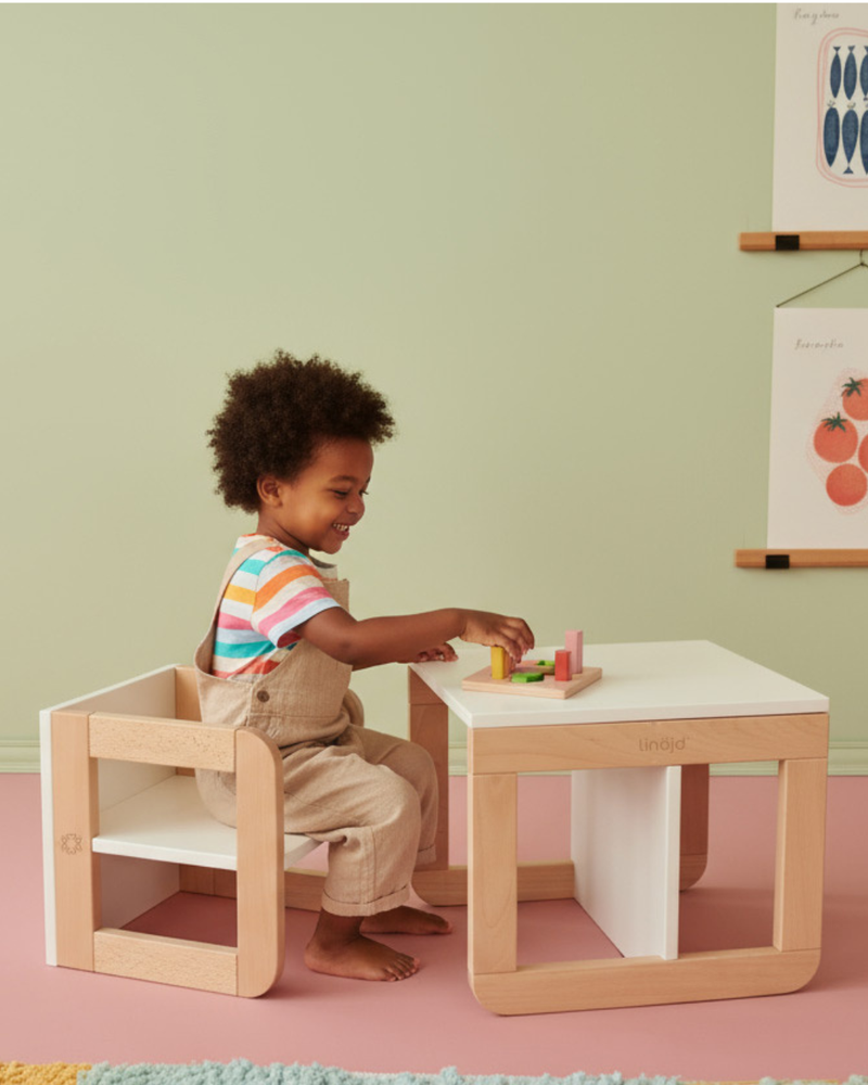 Zestaw montessori - stolik z krzesłami Møb 9w1