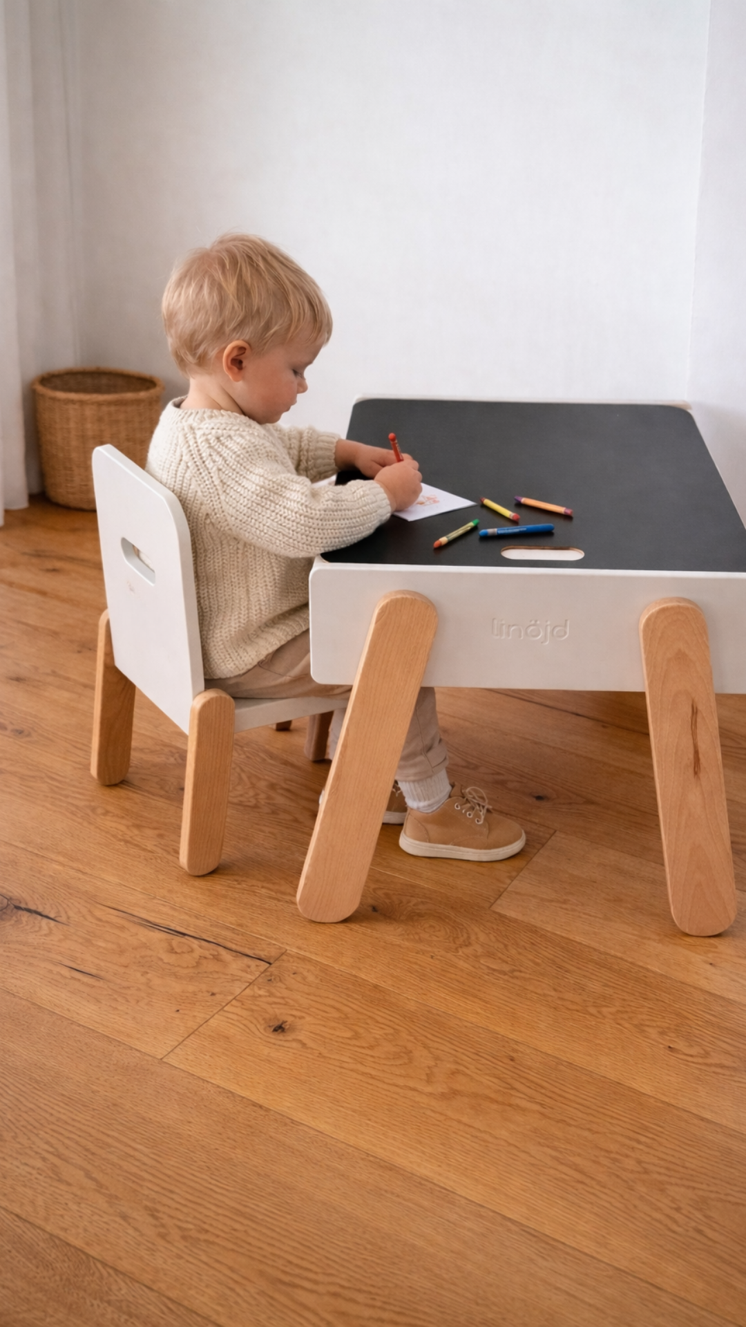 Zestaw montessori - stoilk z krzesełkiem Fjell & Üte